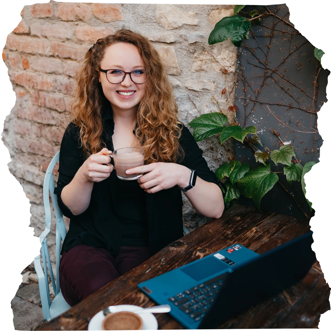 Adéla Bolváriová, content marketing specialistka.
